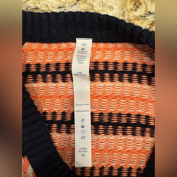 Lululemon Womens Size 10 Orange & Blue Knit Devi Crewneck Pullover Sweater - Picture 3 of 8